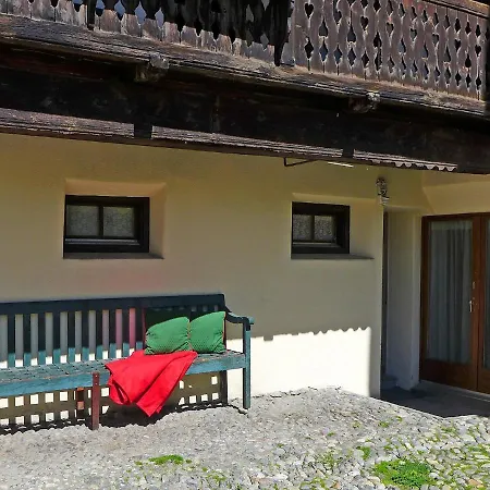 Appartement Chesa Frizzoni By Interhome